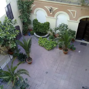 2* Gæstehus San Daniele Bundi House